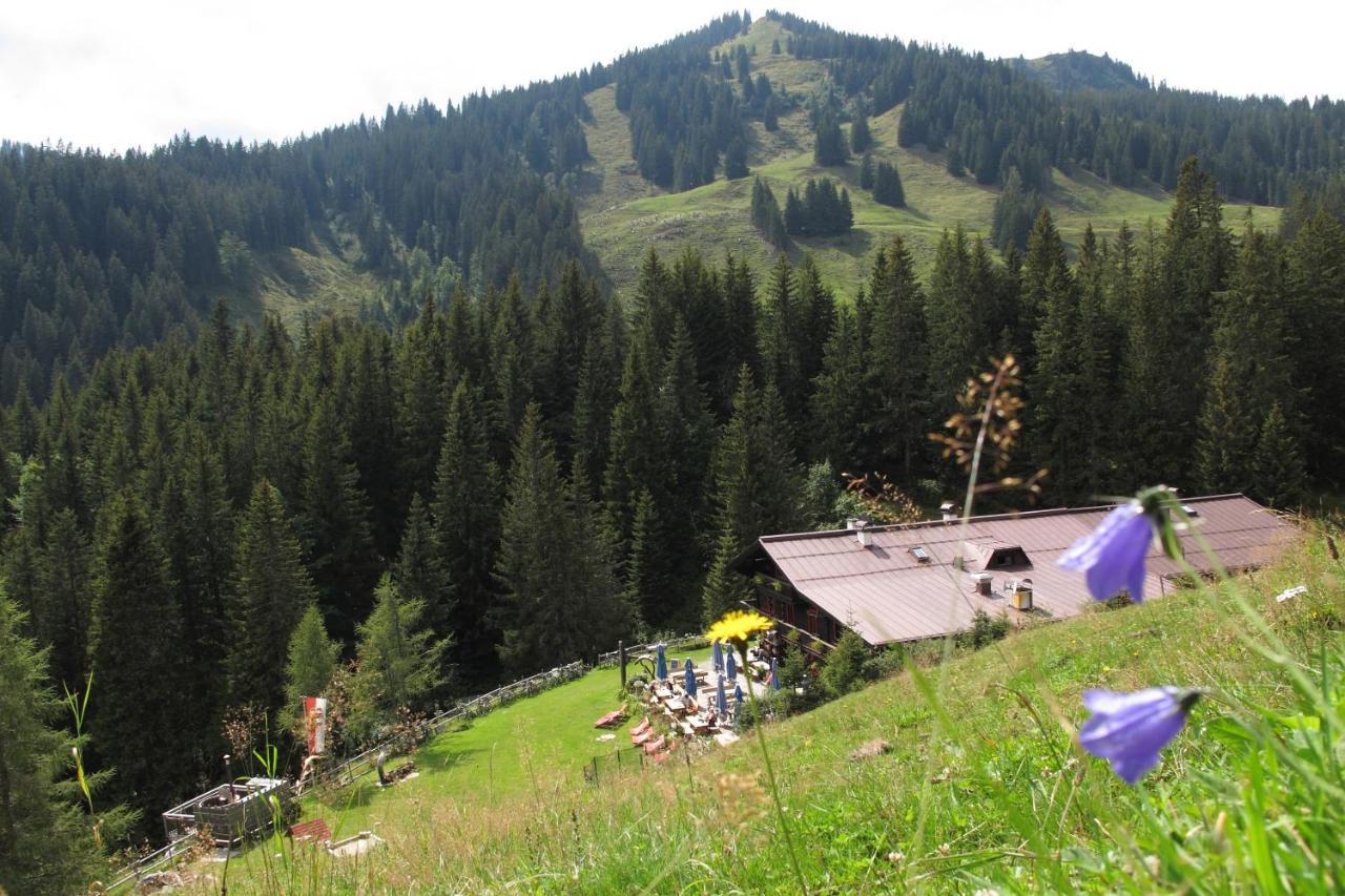 Spielberghaus Bed and Breakfast Saalbach-Hinterglemm Buitenkant foto