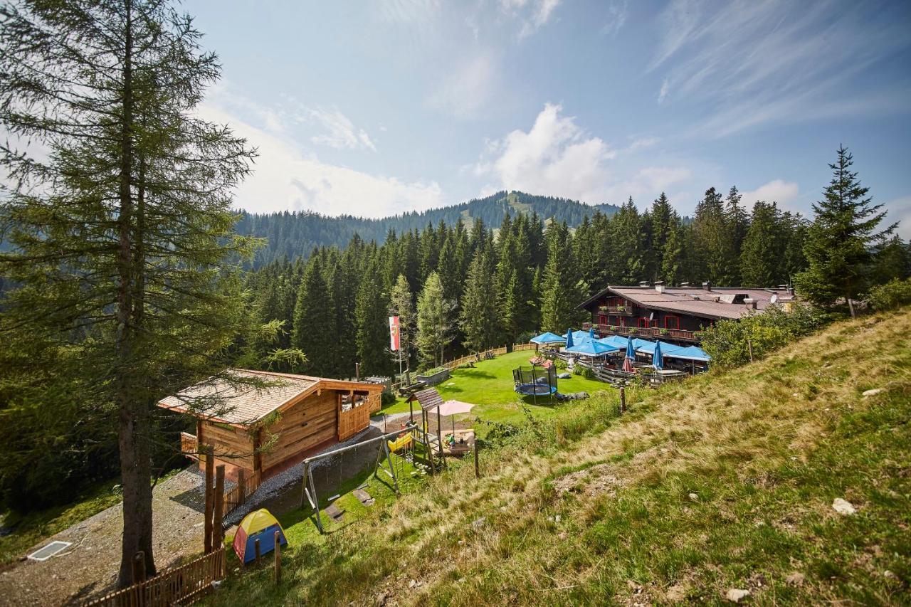 Spielberghaus Bed and Breakfast Saalbach-Hinterglemm Buitenkant foto